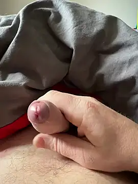 Snapshot of petitsexe52 chatting on 10, 2, 2026 petitsexe52 online show from 10, 2, 2026