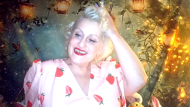 Blondie the librarian online show from 11, 4, 2026