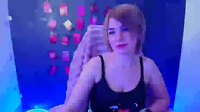 CuttieEmma online show from 16, 2, 2026