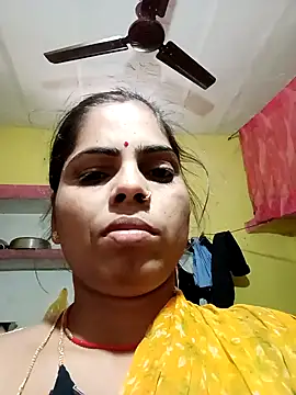 Priyakoli4568 online show from 18, 2, 2026