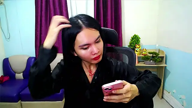 devine goddess online show from 5, 4, 2026