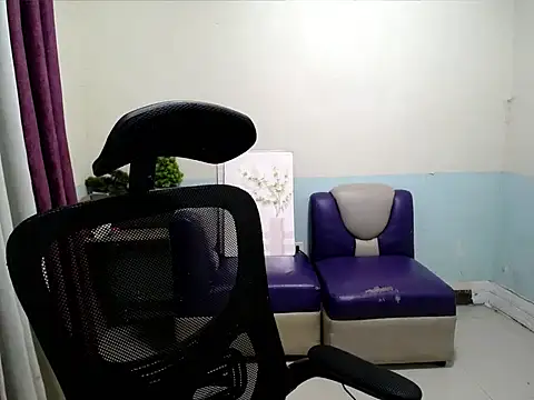 Snapshot of devine_goddess chatting on 13, 6, 2026 devine goddess online show from 13, 6, 2026