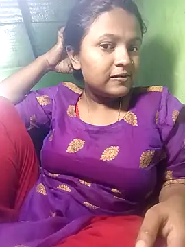 Romantic-Couple999 online show from 19, 2, 2026