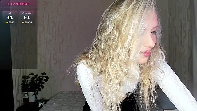 Snapshot of Elysia_kiss chatting on 11, 2, 2026 Elysia kiss online show from 11, 2, 2026