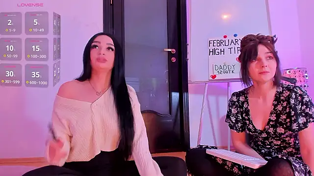 Peanaughty online show from 18, 2, 2026