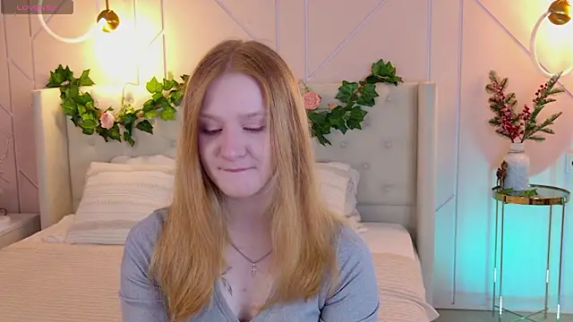 Snapshot of AmandaWatts chatting on 24, 2, 2026 AmandaWatts online show from 24, 2, 2026