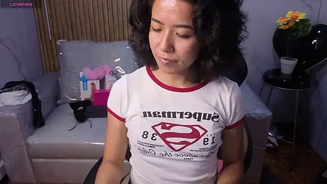 Snapshot of Lynn_turner chatting on 20, 2, 2026 Lynn turner online show from 20, 2, 2026