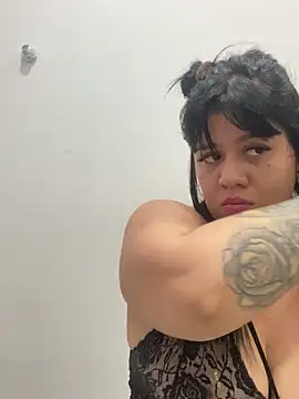 Luna bigtitss777 online show from 10, 2, 2026