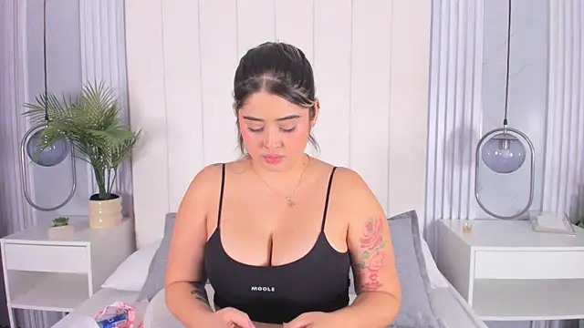 AlannaFoxx online show from 23, 2, 2026