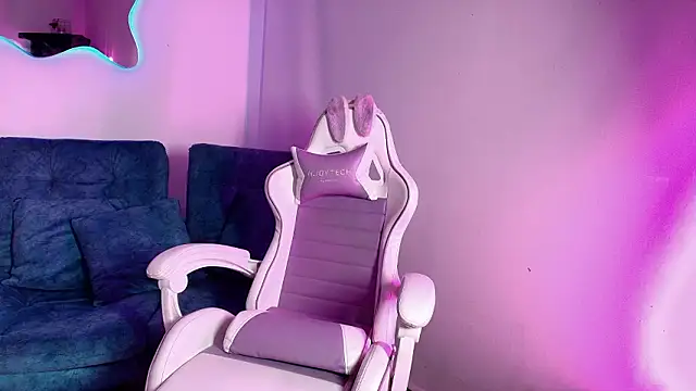 Giaa Moretii online show from 14, 2, 2026