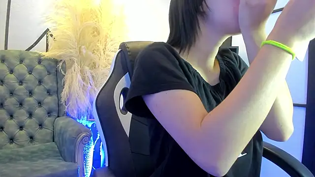 GemmaBrown online show from 19, 2, 2026