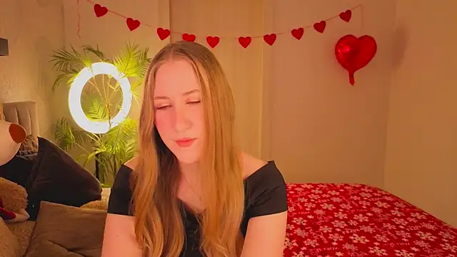 CassieReborn online show from 25, 2, 2026