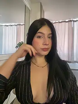  HannahFox  online show from 9, 5, 2026