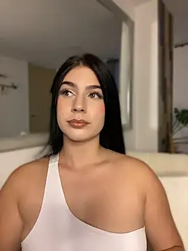  HannahFox  online show from 18, 6, 2026