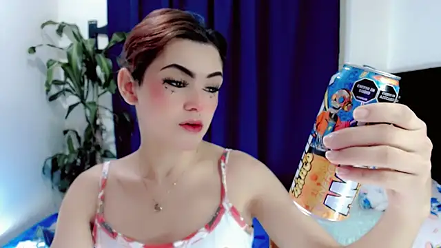 NathalialLooes online show from 13, 7, 2026