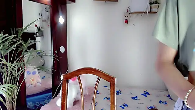 NathalialLooes online show from 30, 6, 2026