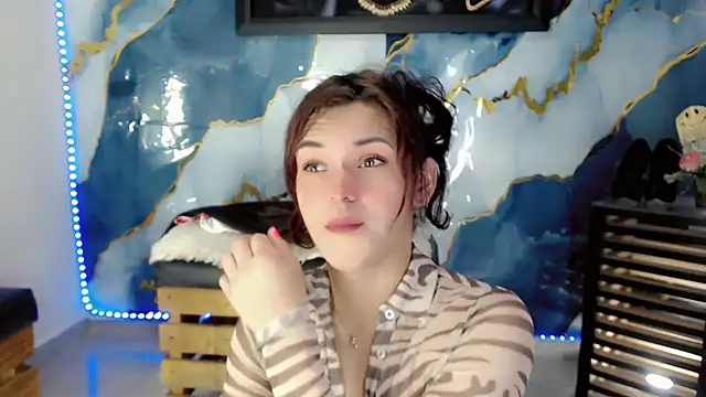 NathalialLooes online show from 30, 5, 2026