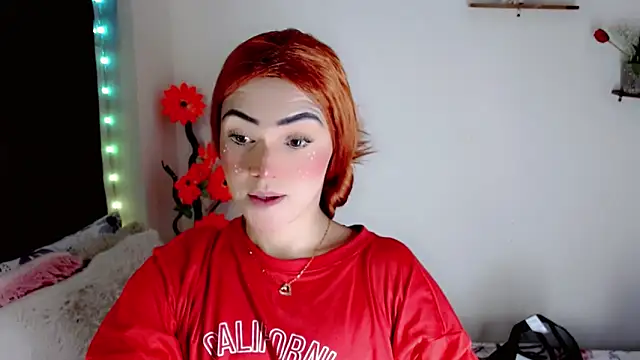 NathalialLooes online show from 18, 6, 2026