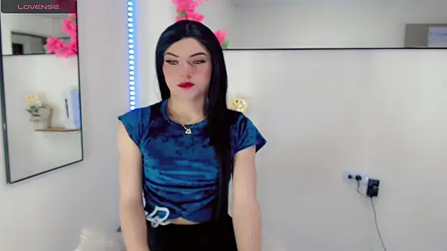 NathalialLooes online show from 28, 4, 2026