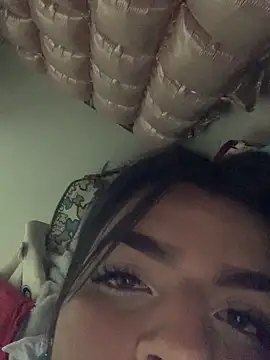 KarelyMitchel online show from 3, 4, 2026