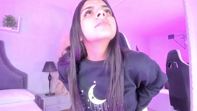 KarelyMitchel online show from 14, 4, 2026