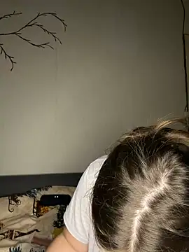 Snapshot of AlyaX_X chatting on 2, 2, 2026 AlyaX X online show from 2, 2, 2026