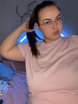 AlyaX X online show from 11, 5, 2026