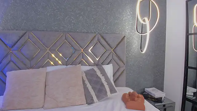 Snapshot of Bella-Swant chatting on 22, 2, 2026 Bella-Swant online show from 22, 2, 2026