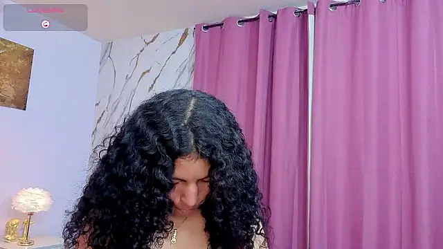 Snapshot of Zoe-yanin chatting on 10, 2, 2026 Zoe-yanin online show from 10, 2, 2026