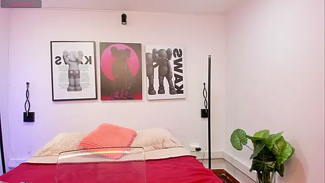 Snapshot of Maddie_Rosee chatting on 14, 2, 2026 Maddie Rosee online show from 14, 2, 2026