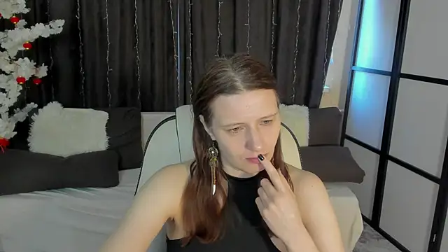 Kathrine Meyer online show from 2, 4, 2026