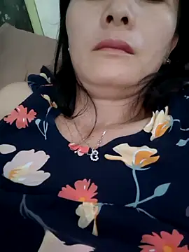 Baby-loveass69 online show from 10, 5, 2026