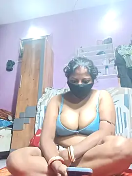 Fetish-Couple2 online show from 13, 3, 2026