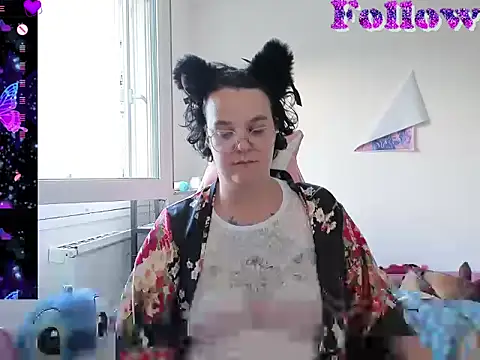 lunatigre4 online show from 12, 5, 2026