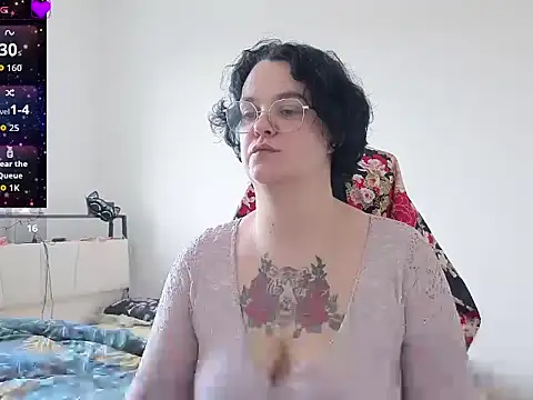 Snapshot of lunatigre4 chatting on 24, 2, 2026 lunatigre4 online show from 24, 2, 2026