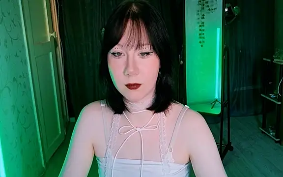 Snapshot of marty_bree chatting on 18, 2, 2026 marty bree online show from 18, 2, 2026