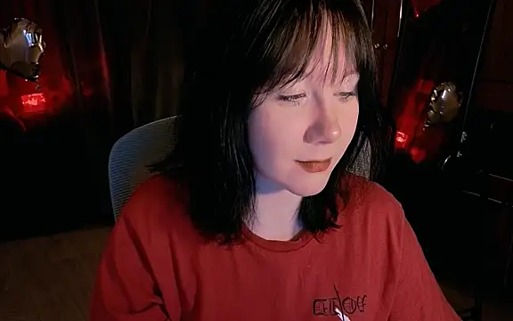 Snapshot of marty_bree chatting on 23, 4, 2026 marty bree online show from 23, 4, 2026