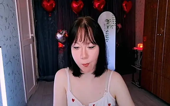 Snapshot of marty_bree chatting on 11, 2, 2026 marty bree online show from 11, 2, 2026