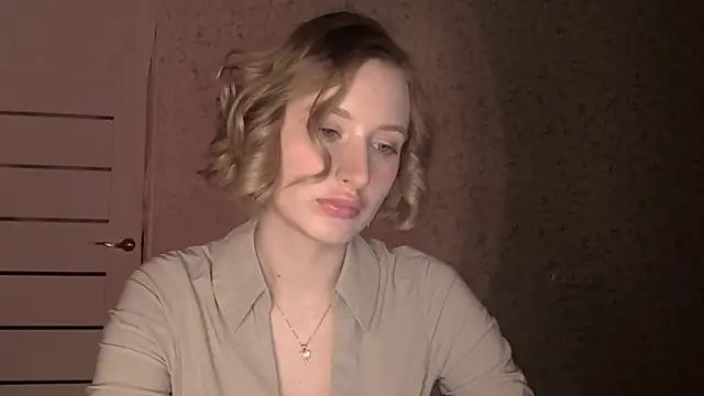 DeliciaBagnoli online show from 12, 3, 2026