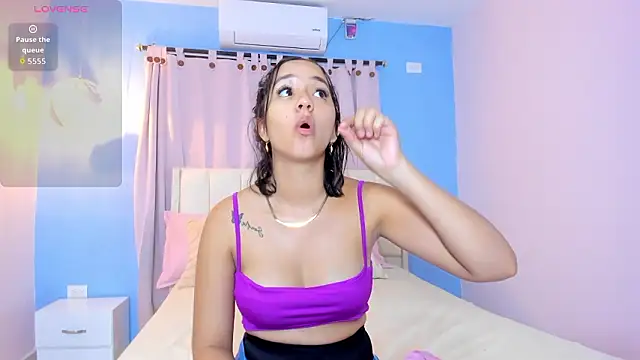 Becca hill  online show from 13, 2, 2026