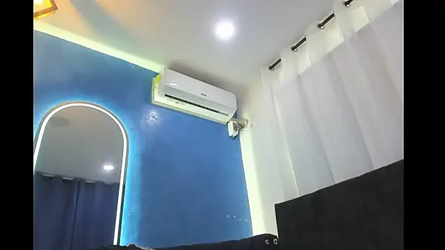 Becca hill  online show from 4, 2, 2026