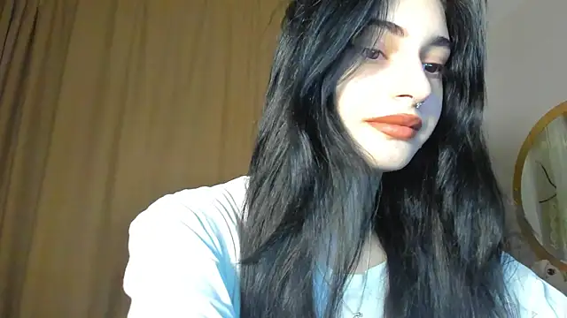 Lesyalisss online show from 7, 7, 2026
