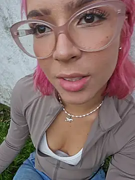 Kitty San xXx online show from 28, 5, 2026