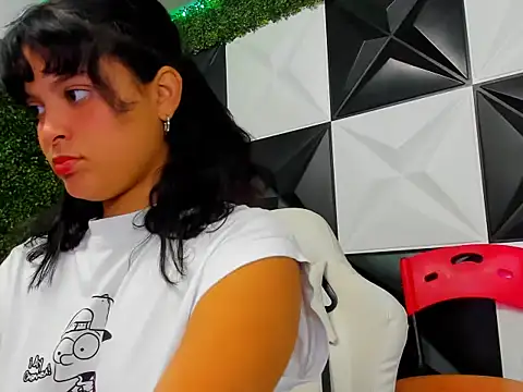 Snapshot of Andrea_girlx chatting on 11, 2, 2026 Andrea girlx online show from 11, 2, 2026