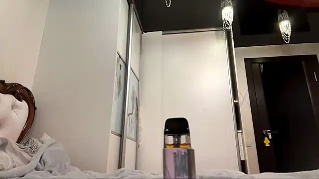 KatheyMichelfelder online show from 10, 2, 2026