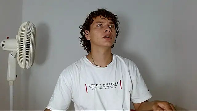 arielnoir6958 online show from 28, 3, 2026