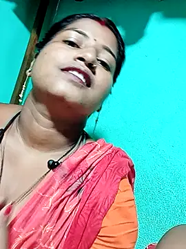 Snapshot of Your_deshibhabi25years chatting on 19, 7, 2026 Your deshibhabi25years online show from 19, 7, 2026