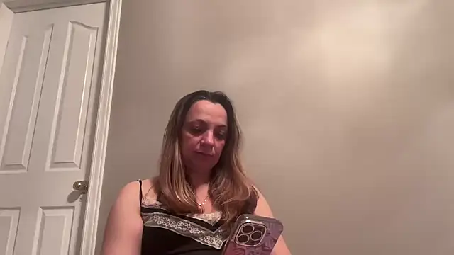 Snapshot of ShyFlameLive chatting on 1, 3, 2026 ShyFlameLive online show from 1, 3, 2026