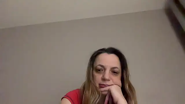 Snapshot of ShyFlameLive chatting on 6, 2, 2026 ShyFlameLive online show from 6, 2, 2026