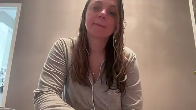 Snapshot of ShyFlameLive chatting on 14, 2, 2026 ShyFlameLive online show from 14, 2, 2026